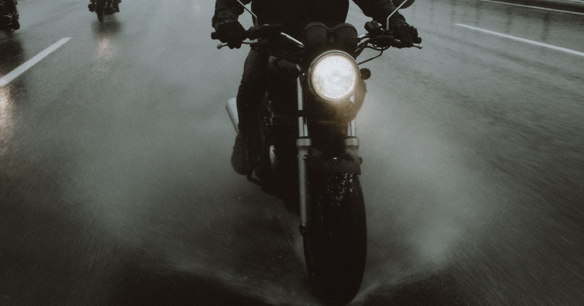 News picture Riding a Motorcycle When It Rains, Here Are Tips!